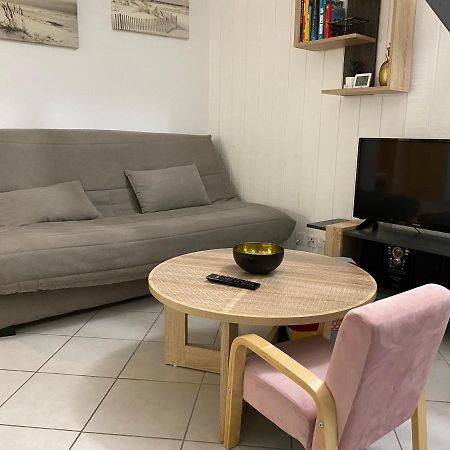 Appartement Cosy - Les Ecureuils อาเรส ภายนอก รูปภาพ
