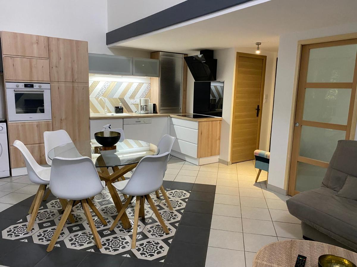 Appartement Cosy - Les Ecureuils อาเรส ภายนอก รูปภาพ