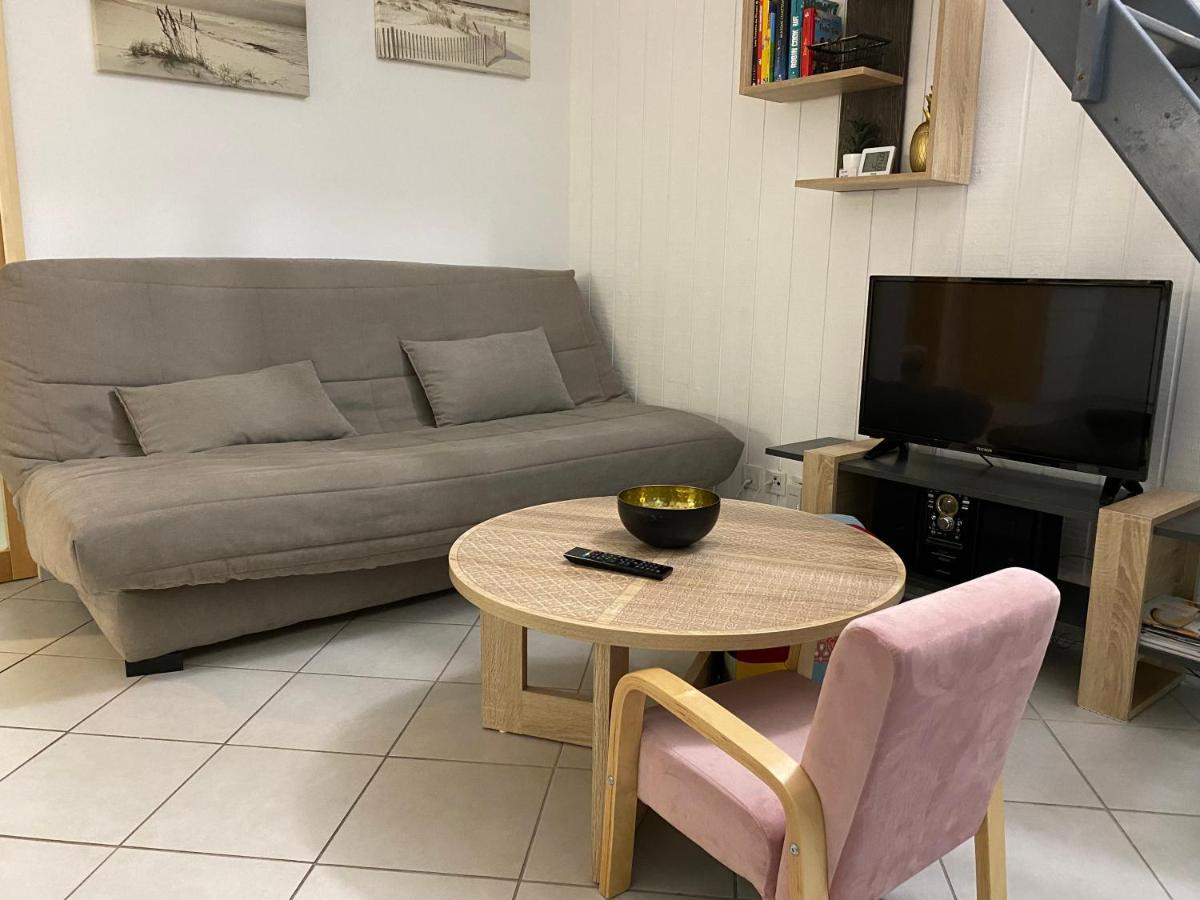Appartement Cosy - Les Ecureuils อาเรส ภายนอก รูปภาพ